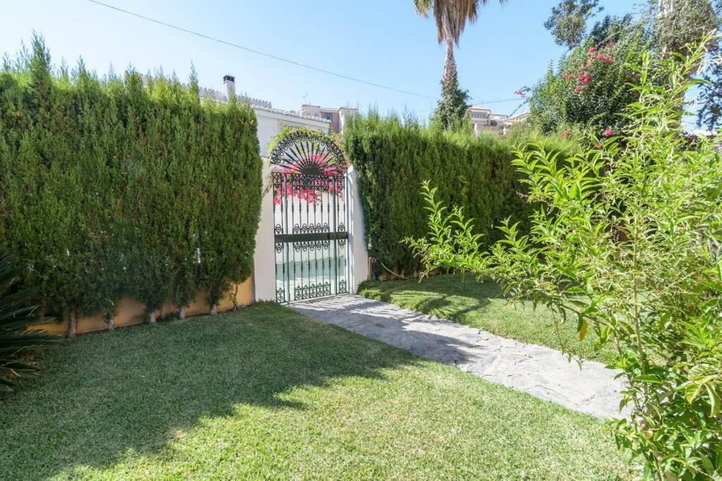 Habitaciones En Casa Centrica Con Piscina Almuñécar Kültér fotó